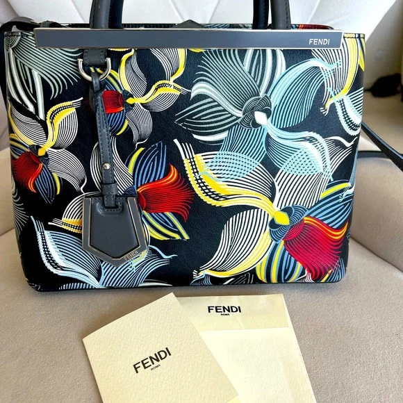 Rare Fendi runway 2jour Bag - Picture 1 of 13